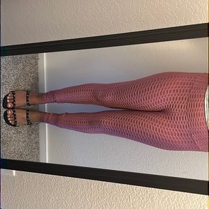 Pink  leggings  size medium
